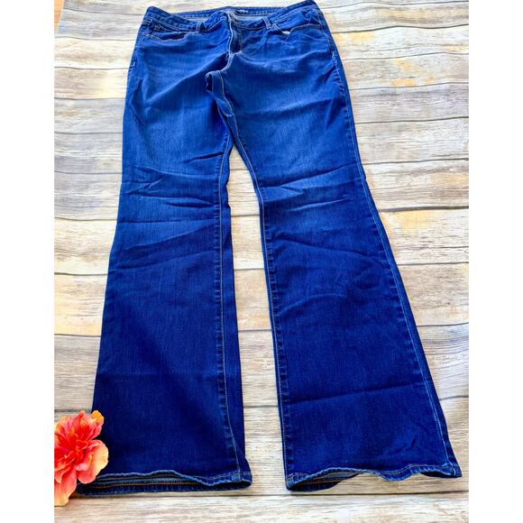 Sold - Picture 7 of 8